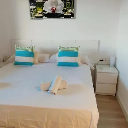 Atico Con Piscina Y Vistas Al Mar Habitat Litoral